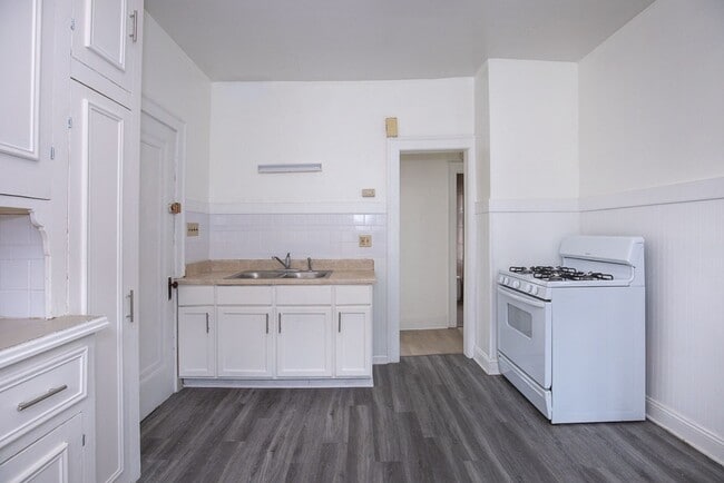 Photo - 2119 Lewis Dr Unidad UP