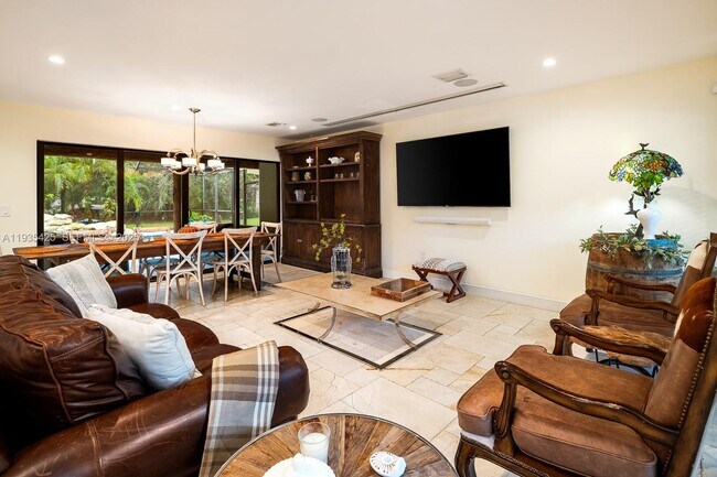 Photo - 9890 SW 138th St