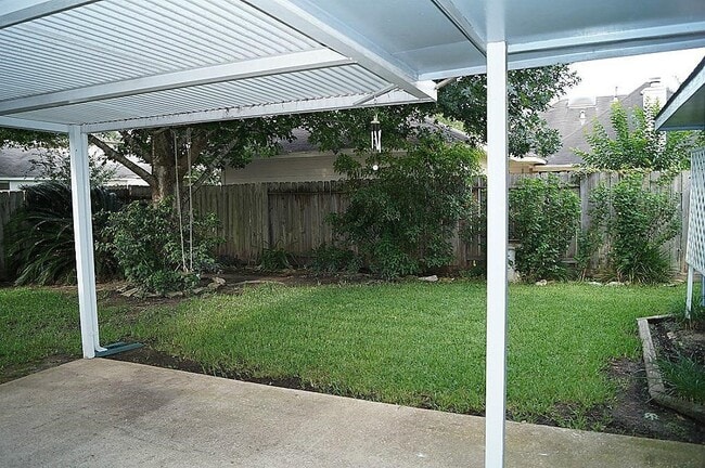 Photo - 2711 Aspen Ln