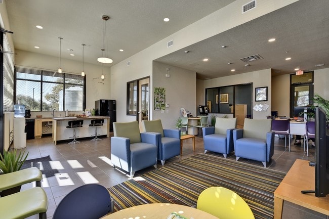 Leasing Office