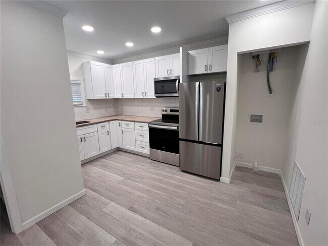 Photo - 1156 Orange Ave Unidad A,B,C,D