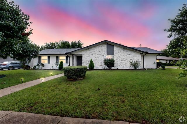 Building Photo - 3264 Northaven Rd Rental