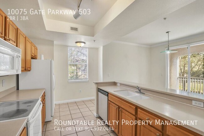 Photo - 10075 Gate Pkwy