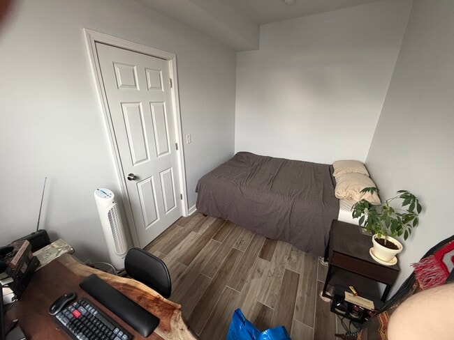 Photo - 1527 W 18th St Unit 4