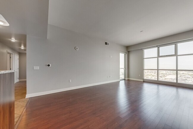 Photo - The Ogden 2203-City/Mtn Views from this stunning 2Bd/2Ba Residence Unit 2203