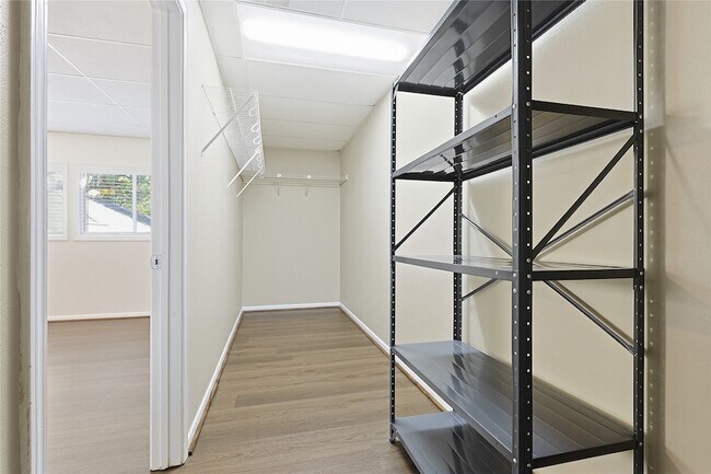 Photo - 2500 Mandell St