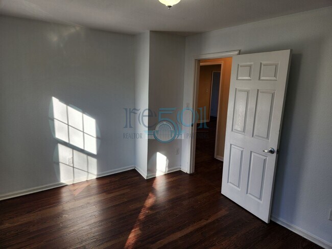 Photo - Great Family Home!  4BR 2 BA