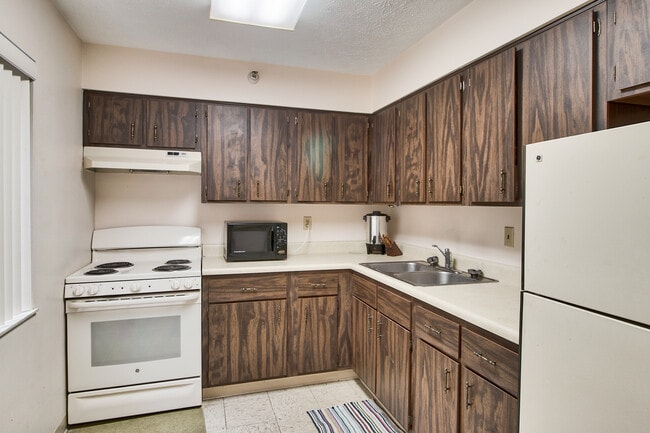 Colony Terrace Apartments