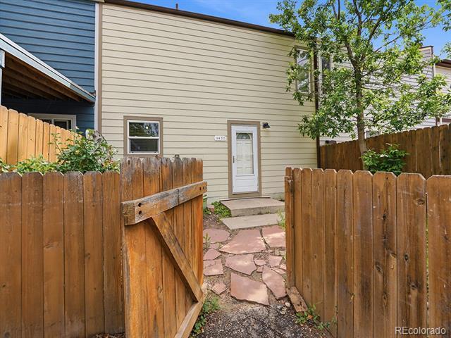 Photo - 1622 Longbow Ct