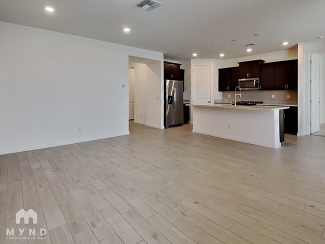 Photo - 17335 W Sunnyslope Ln