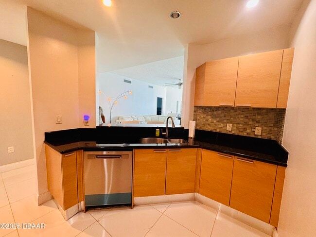 Photo - 231 Riverside Dr Unit 2508