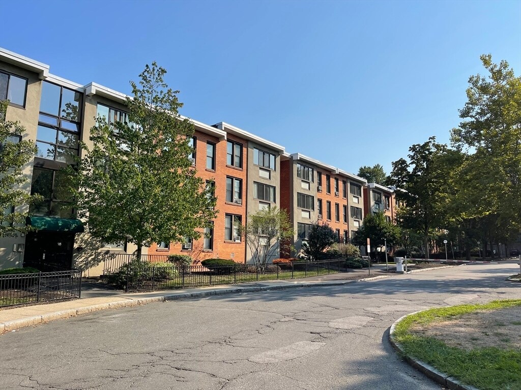 Photo - 38 Juniper St Condo Unit 113