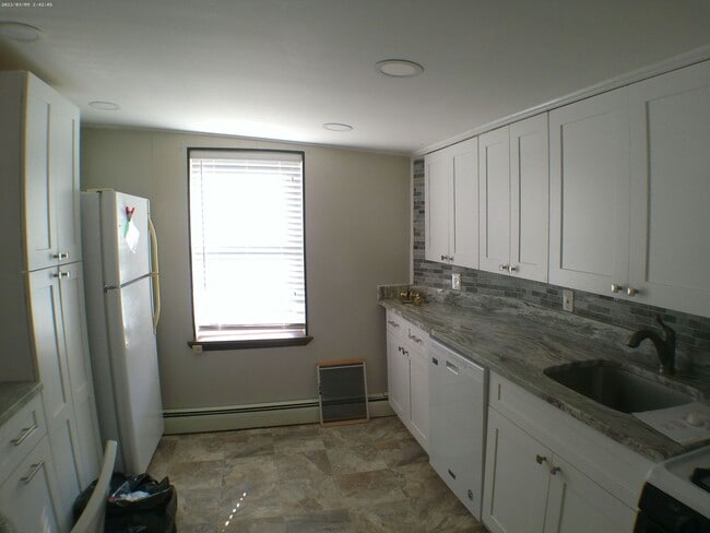 Photo - 3313 O'Donnell St. Unit #2