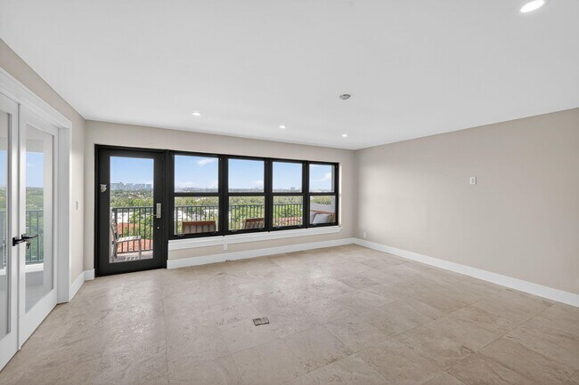 Photo - 3200 Port Royale Dr N Unit 1205
