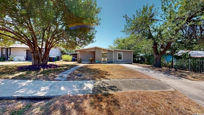 Building Photo - 8826 Cape Valley Dr