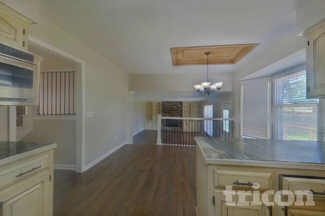 Photo - 1404 S Montebello Ln