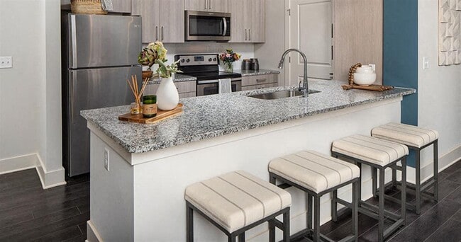 Photo - Promenade at Newnan Crossing