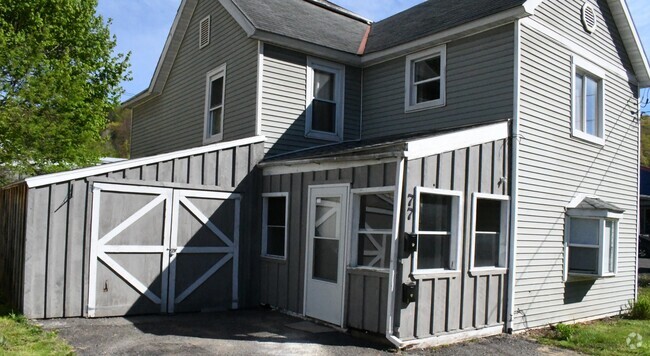 Building Photo - 77 Fox St Rental