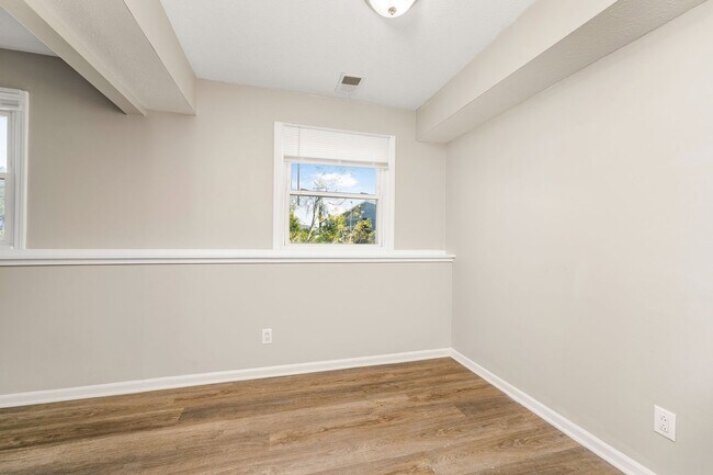 Country Ridge Apartments