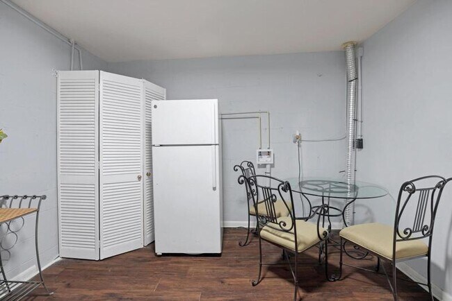 Photo - 5210 Dodge Rd