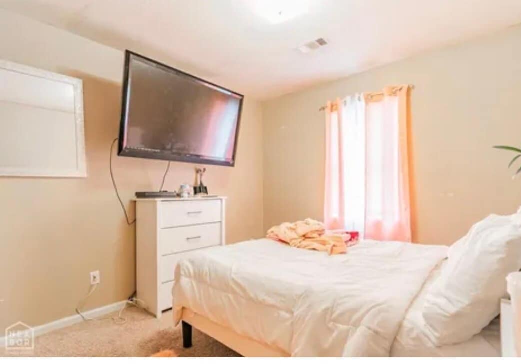 Photo - 2807 Breezewood Dr