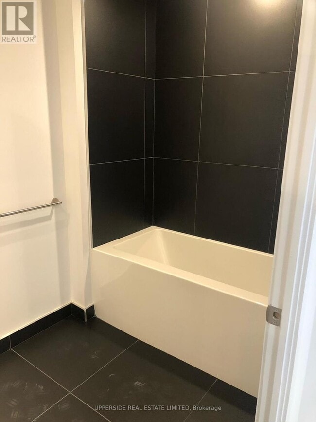 Photo - 20 Edward St Unit 2714