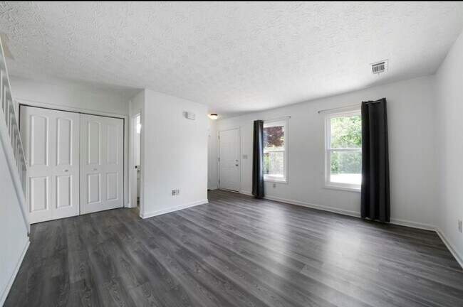 Photo - 3200 Duvall Pl NW