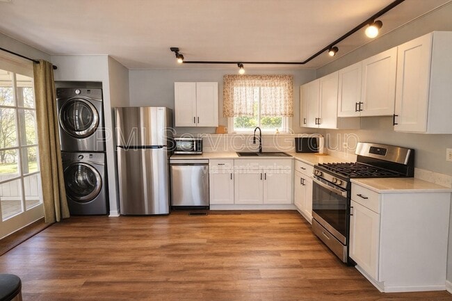 Photo - 5440 Benton Ave