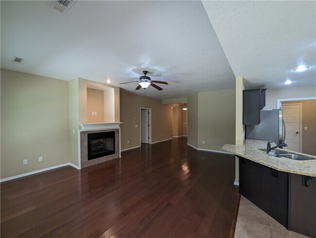 Photo - 1417 S Blue Willow Ave