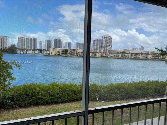 Building Photo - 2861 Leonard Dr Unit F301