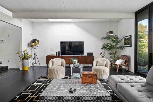 Photo - 2775 Rinconia Dr