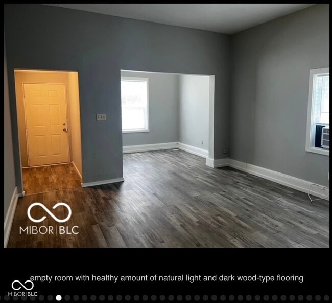 Photo - 328 W 40th St