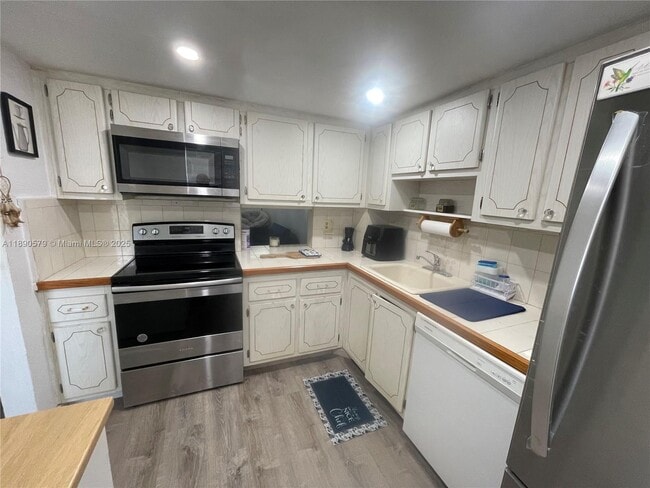Building Photo - 101 Berkley Rd Unit 106