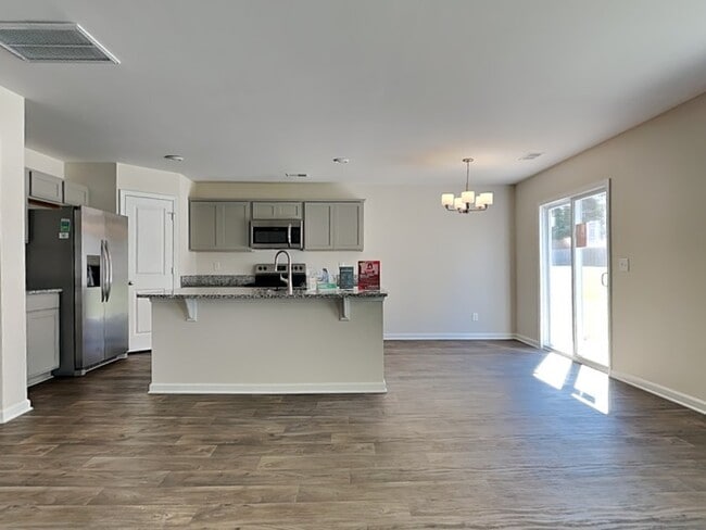 Photo - 114 Boat Clb Ln