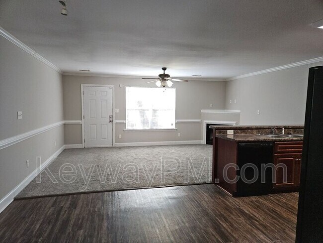 Photo - 2054 Reserve Ln