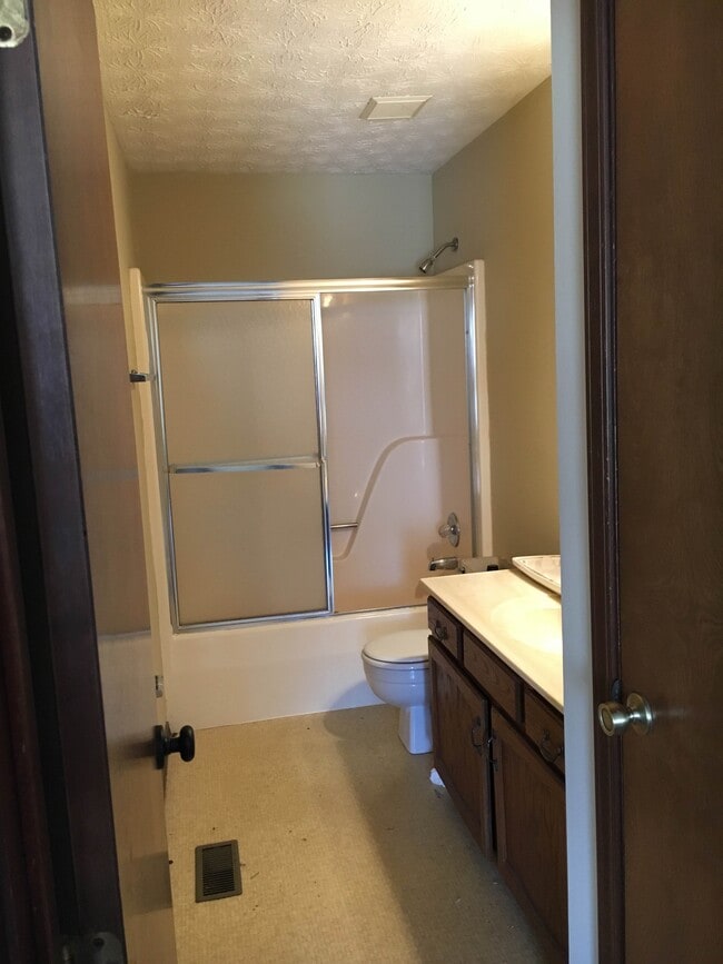 Photo - 1206 Woodbridge St