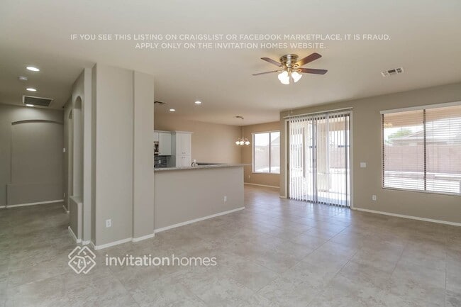 Photo - 155 E Canary Ct