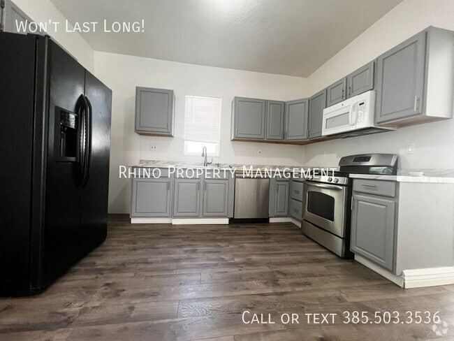 Building Photo - 174 7th St Unit A Rental