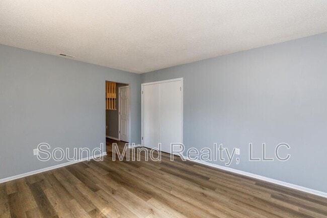 Photo - 2624 Sanderford Rd