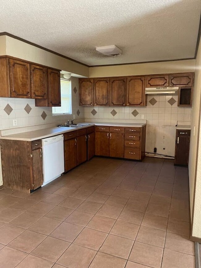 Photo - 2485 Cypress Dr