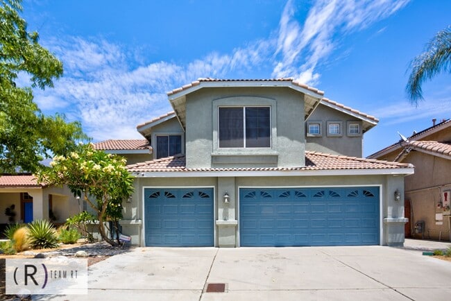 Building Photo - A Bright and Cozy Home with 3 Bedroom and 2 Bathroom with a Loft