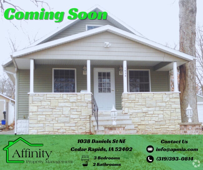 Building Photo - 1038 Daniels St NE Rental