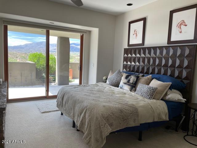 Photo - 9915 E Graythorn Dr