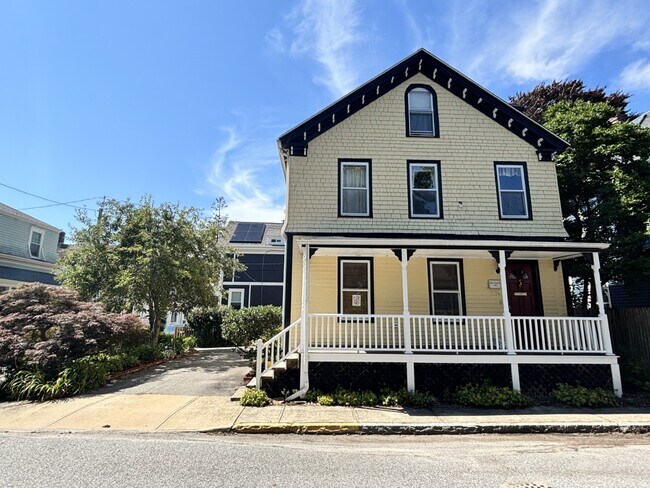 Photo - 26 Calvert St