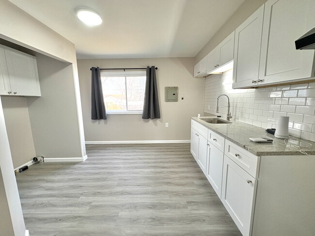 Photo - 24833 Lauren Ave