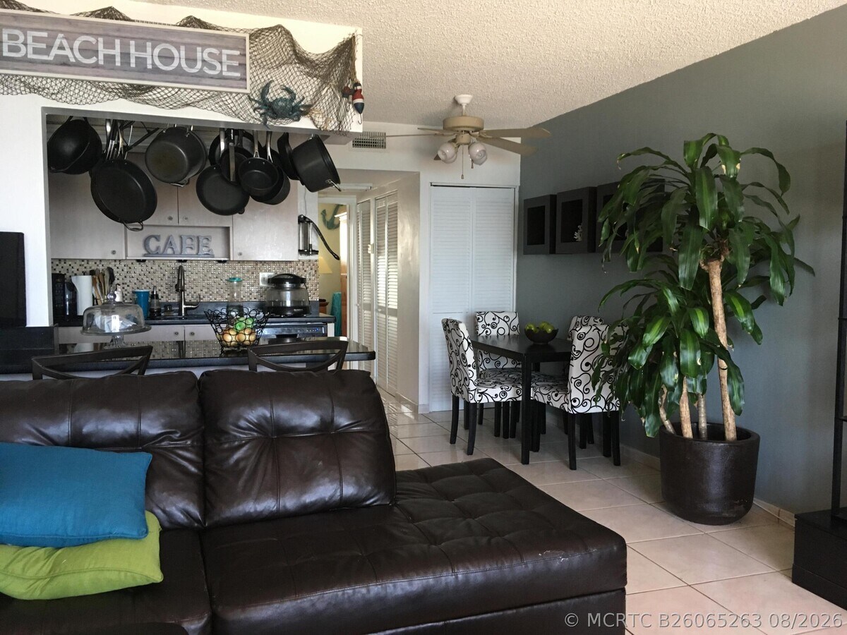 Photo - 300 Oregon St Unit 303