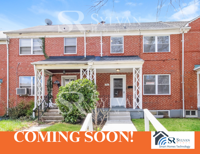 Fall in love with this charming and spacio... - Fall in love with this charming and spacio... Townhome