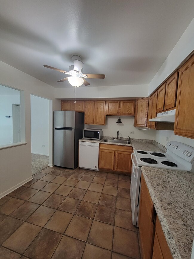 Photo - 2214 S Goebbert Rd Unit #178