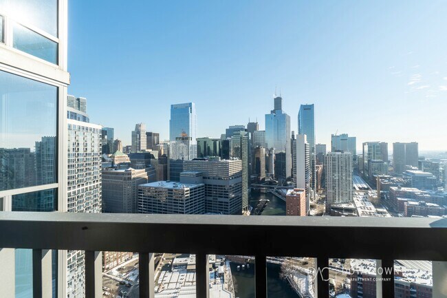 Photo - 550 N Kingsbury St Unit 1203