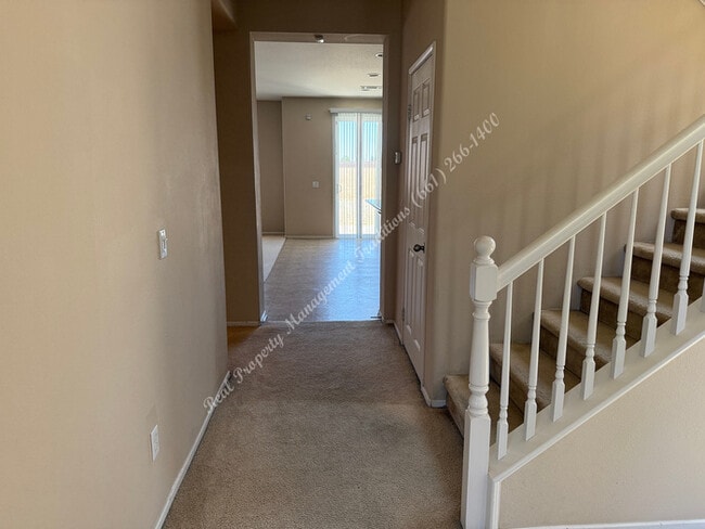 Photo - 39294 Butler St